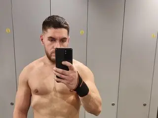 Nude TravisKyle